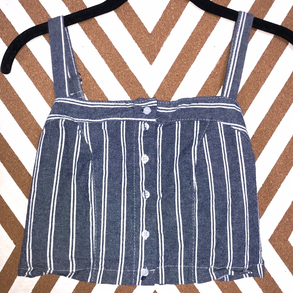 Brandy Melville Crop Top